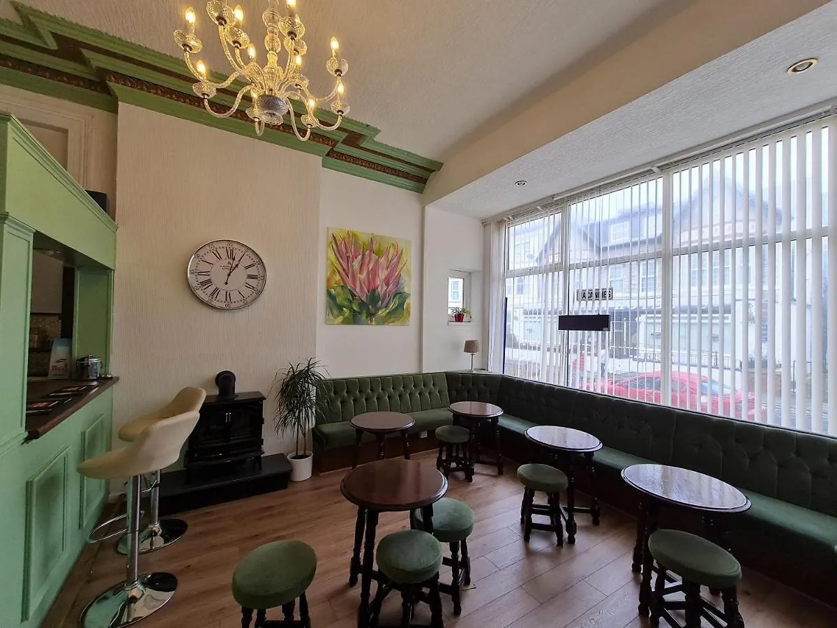 Bed & Breakfast Beverley Dean - Children Over 5 Years Welcome - Continental Breakfast Blackpool