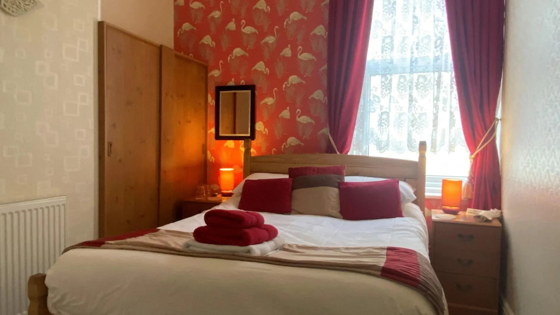 Beverley Dean - Children Over 5 Years Welcome - Continental Breakfast Blackpool