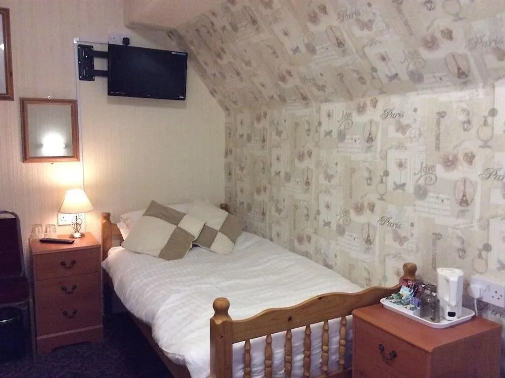 Beverley Dean - Children Over 5 Years Welcome - Continental Breakfast Blackpool 3*,