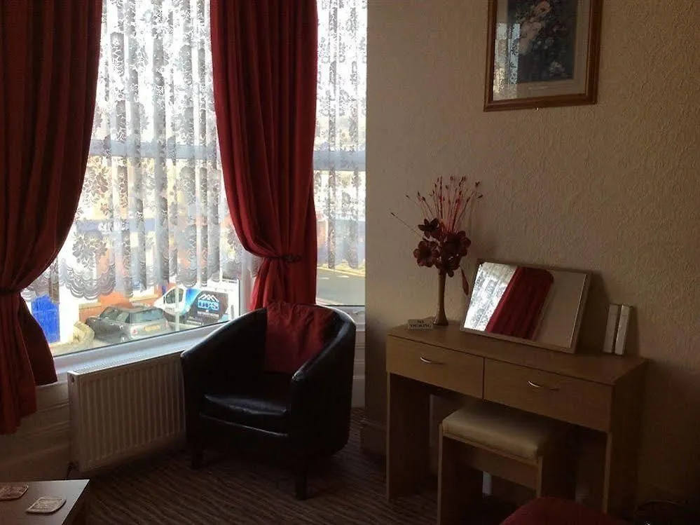 Bed & Breakfast Beverley Dean - Children Over 5 Years Welcome - Continental Breakfast Blackpool
